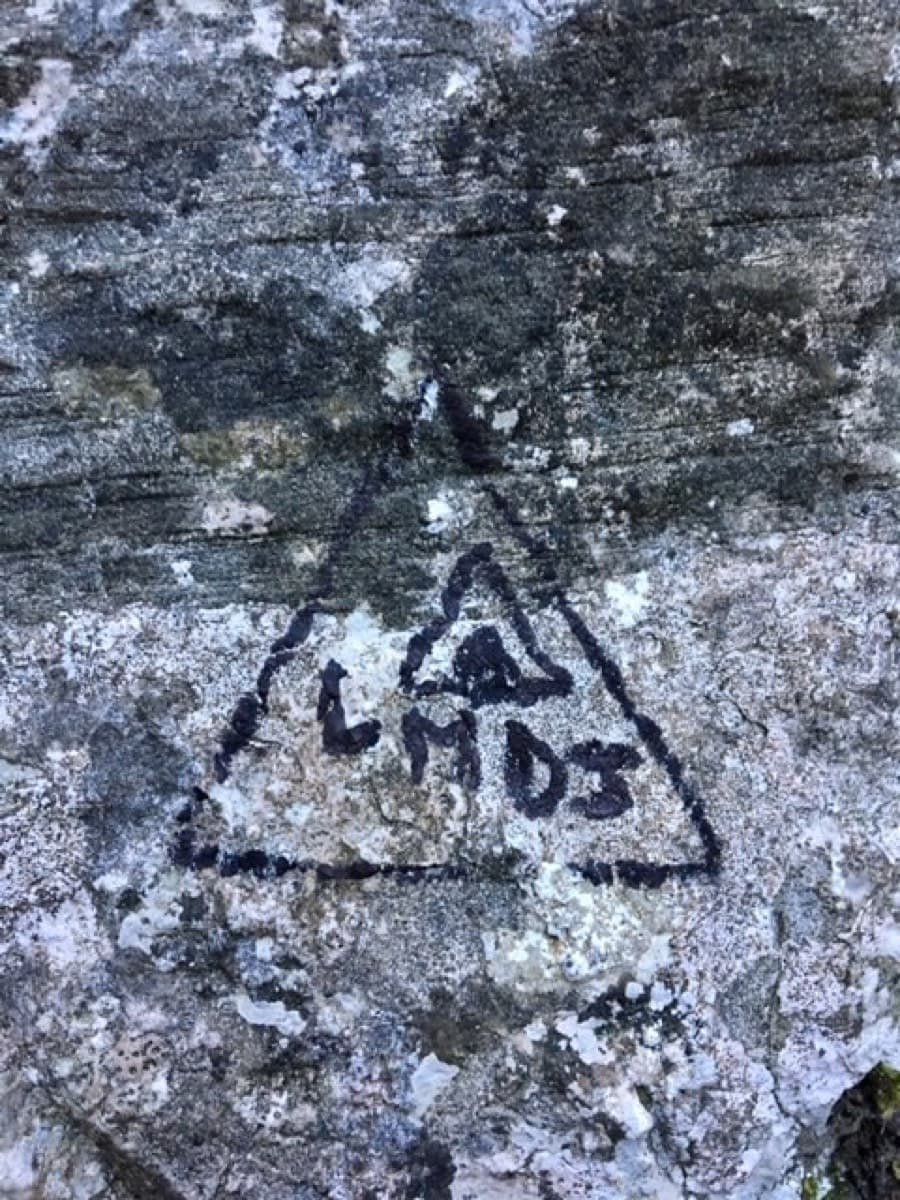 The 'LMDJ' mark painted at the start of Les Maîtres du Jeu, Les Gillardes