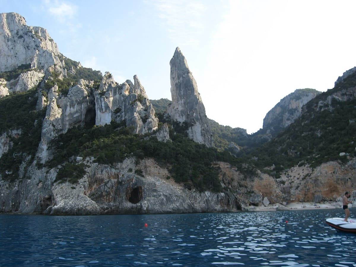 The Aguglia di Goloritzè above Cala Goloritzè, seen from the sea