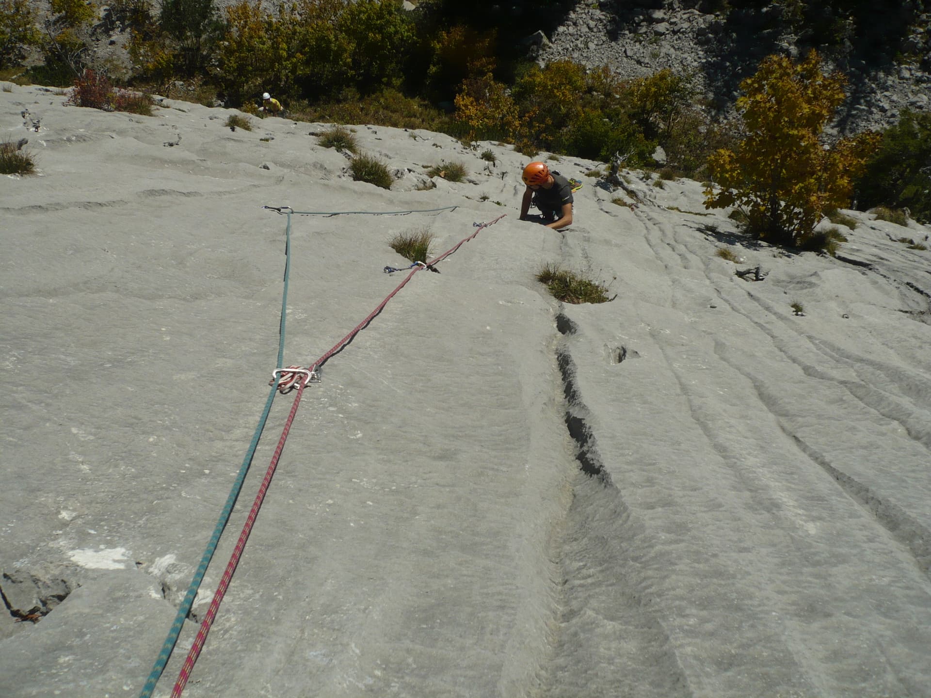 The water-worn runnels of the second pitch of Die Namenlose
