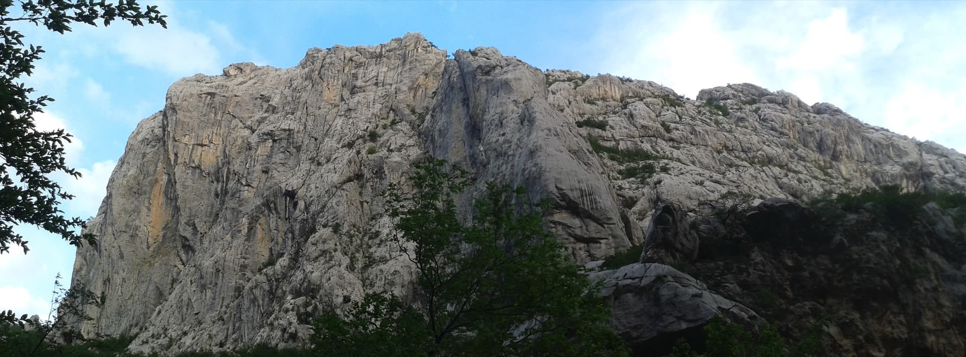 The north face of Anića kuk; the route is not marked.