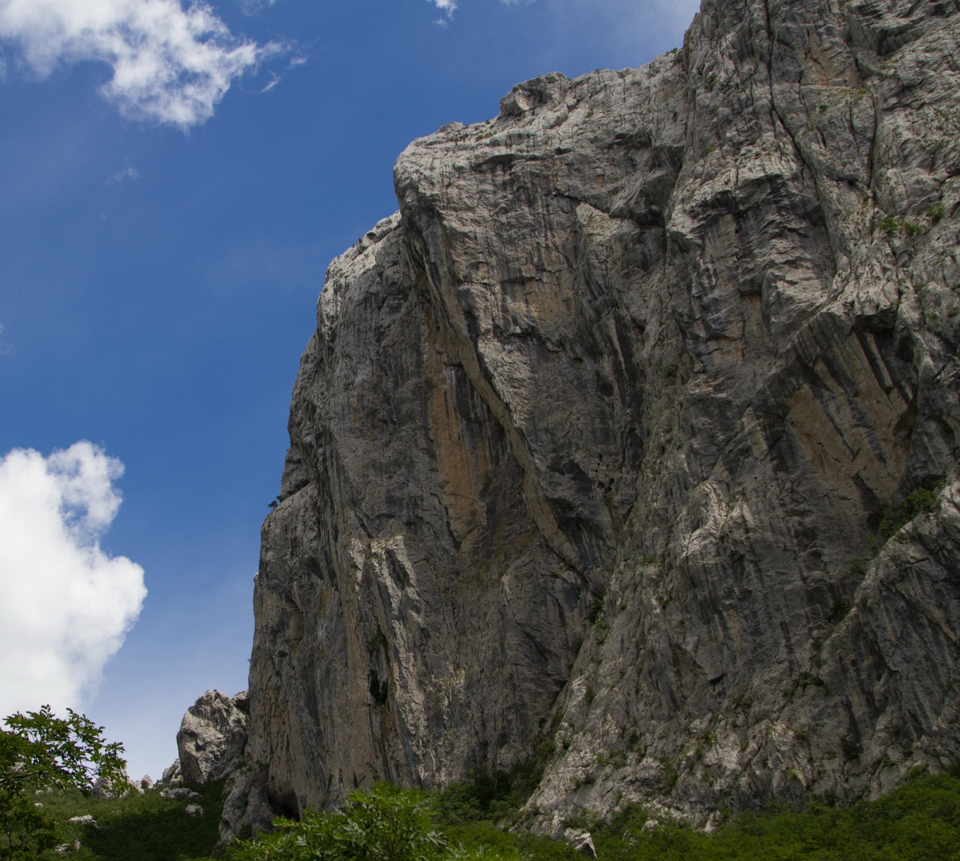 The north-west face of Anića kuk from below; the route is not marked.