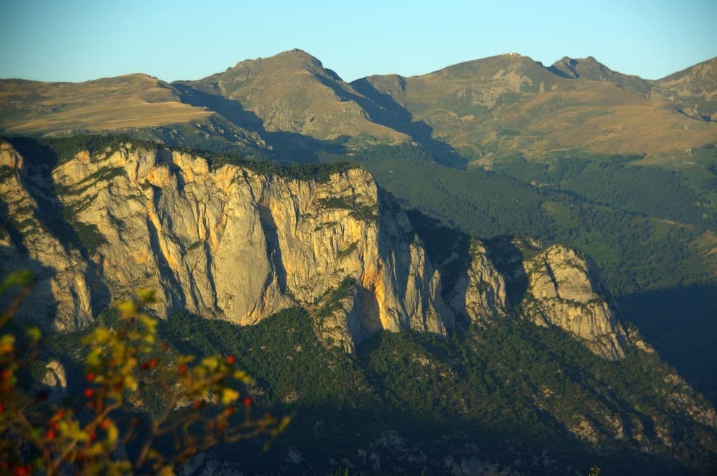 Evening light on the limestone cliffs of the Quié de Sinsat above the Ariège valley