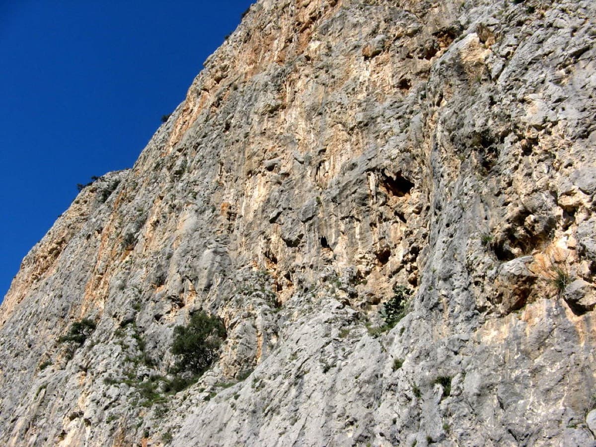 The Amptrax wall on Frontales, El Chorro