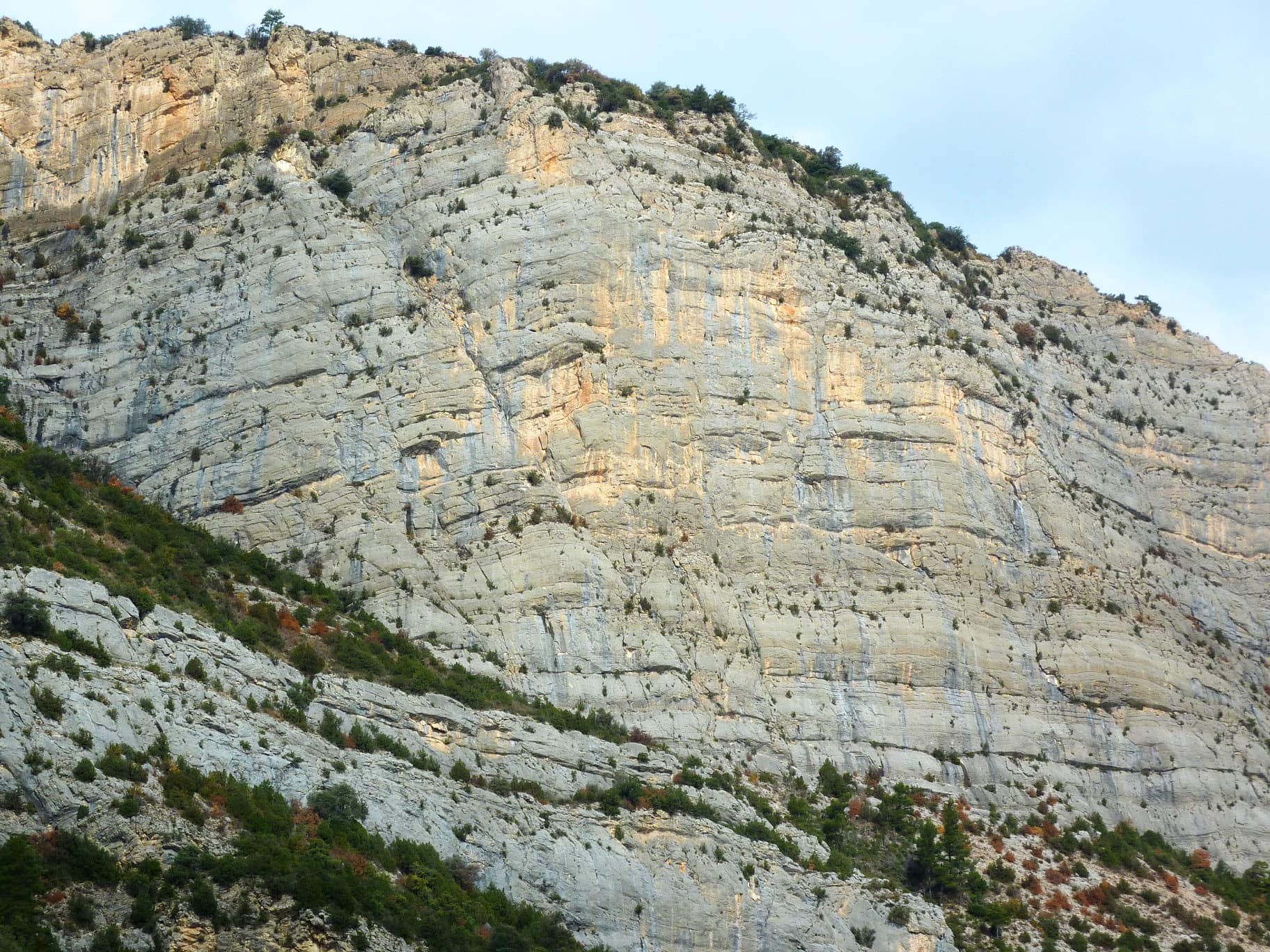 The Paret Bucòlica above the Segre between Oliana and Coll de Nargó in late afternoon light.